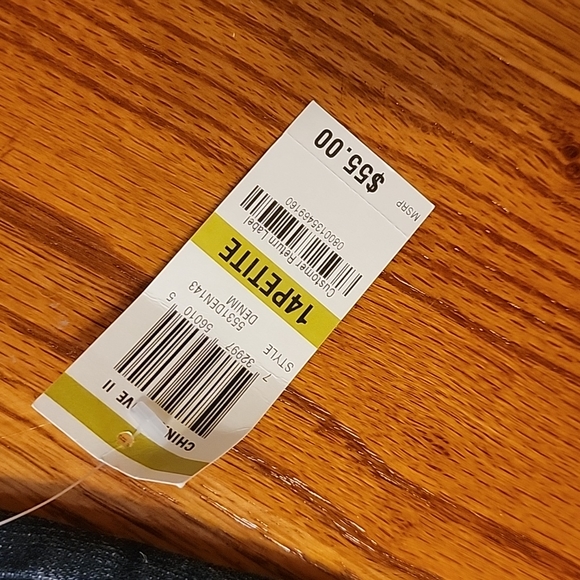 Charter Club Floral Belted Petite Jeans - Picture 3 of 4